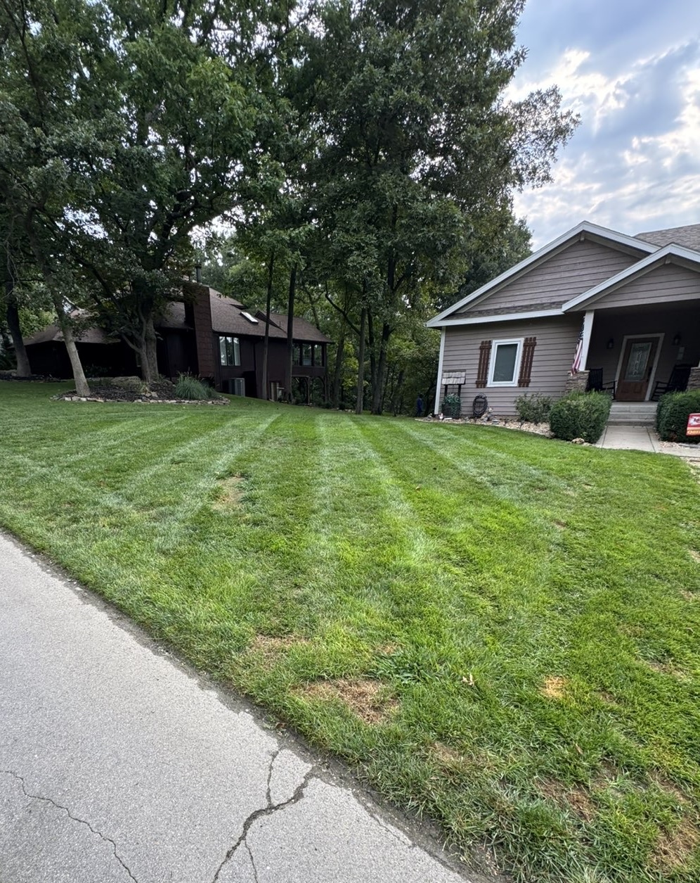 Freshly mowed residential lawn in Camdenton
